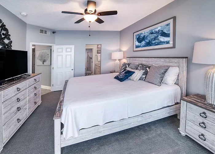 Gulf-front On The White With Shared Pools Hot Tubs Sauna & Gym *