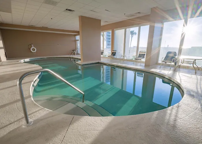 Gulf-front On The White With Shared Pools Hot Tubs Sauna & Gym Holiday home